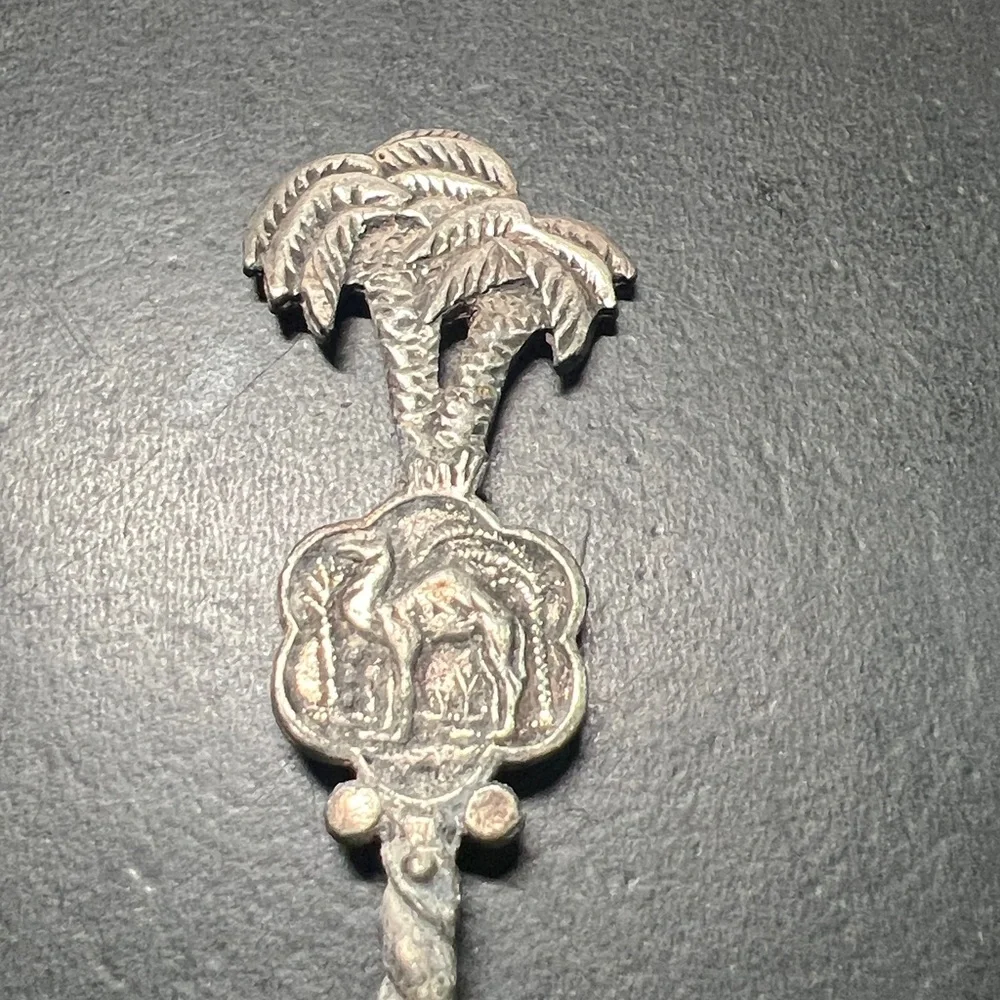Vintage Collectors Souvenir Camel & Palm Tree Spoon purchased in Saudi Arabia 🇸🇦